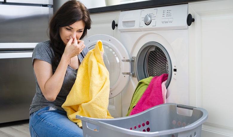 Quần Áo Không Được Giặt Sạch