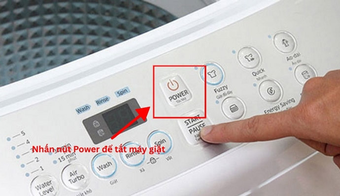 Cách reset máy giặt Aqua cửa trên